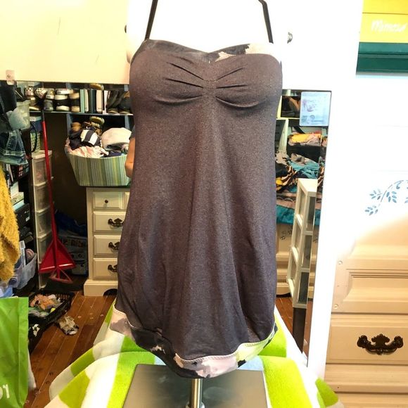Lululemon Pure Focus Tank l - Picture 5 of 8